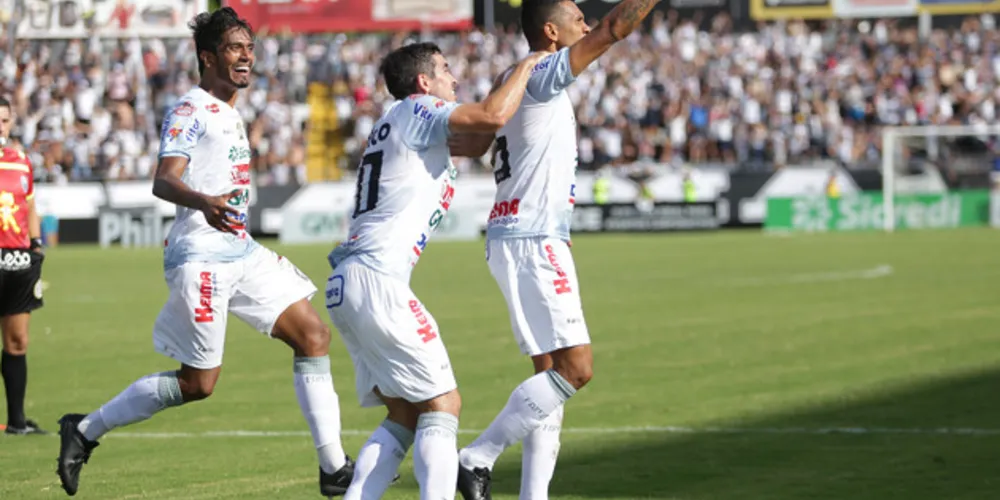 Imagem ilustrativa da imagem Operário classifica para a semifinal após empate