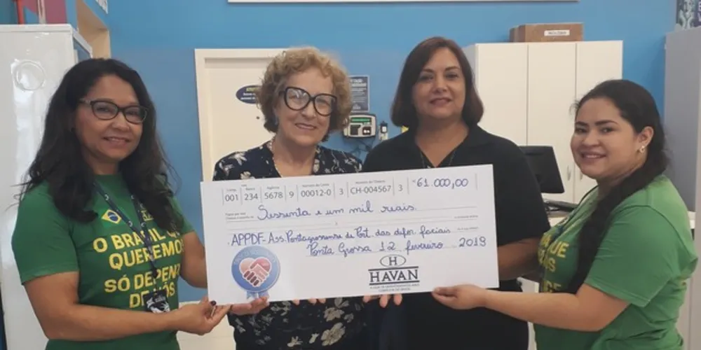 Entrega do cheque simbólico aconteceu nesta terça-feira
