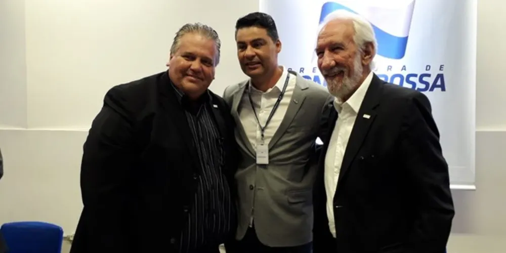 Empresário José Loureiro Neto foi empossado oficialmente como secretário municipal de Indústria, Comércio e Qualificação Profissional