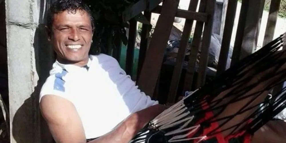 Residência foi tomada pelas chamas, durante a madrugada, matando morador por carbonização 