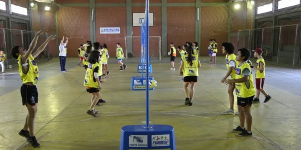 Imagem ilustrativa da imagem ‘Viva Vôlei’ realiza inscrições para 2019