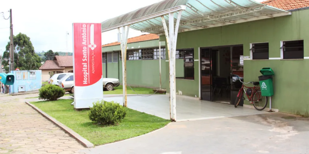 Jovem socorrido pelos bombeiros foi levado ao hospital com lesões moderadas