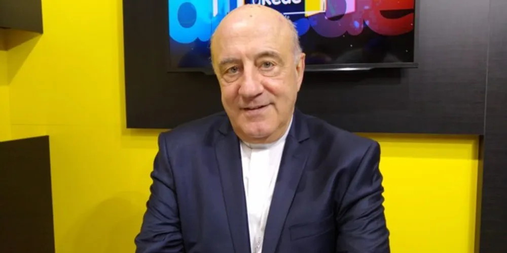 Imagem ilustrativa da imagem Dom Murilo celebra missa solene  na Catedral