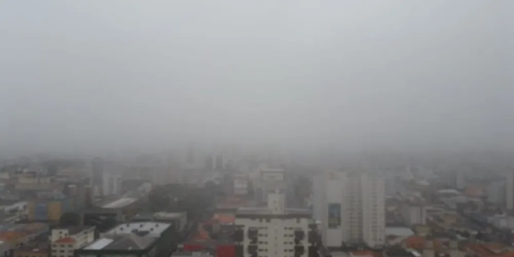 Imagem ilustrativa da imagem Chuva contribui para queda de temperatura em PG