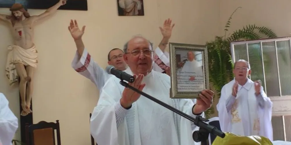 Padre Roque tinha mais de 50 anos de sacerdócio