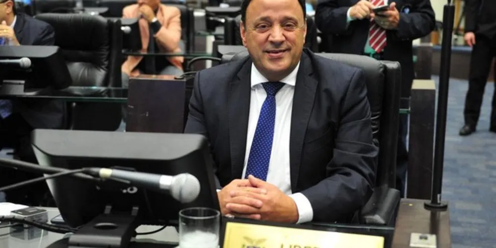 Bakri quer debater com todos os líderes partidários