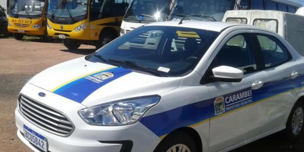 O carro é um Ford Ka sedan e será usado em atividades externas da UBS