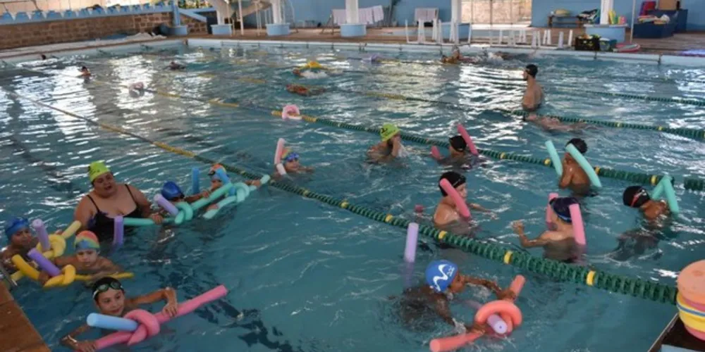 O cadastramento será feito para espera de vaga, em listagem única por escola, de acordo com o ano/série do aluno