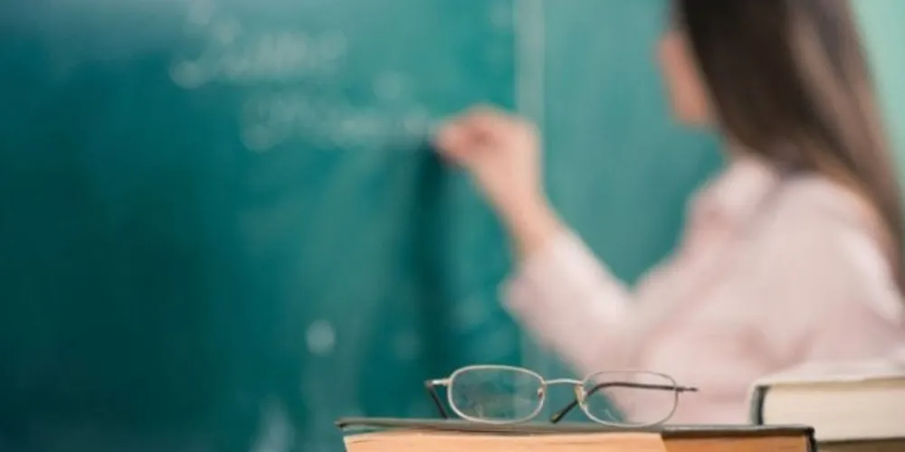 Esta oportunidade oferece crescimento profissional aos professores do Paraná