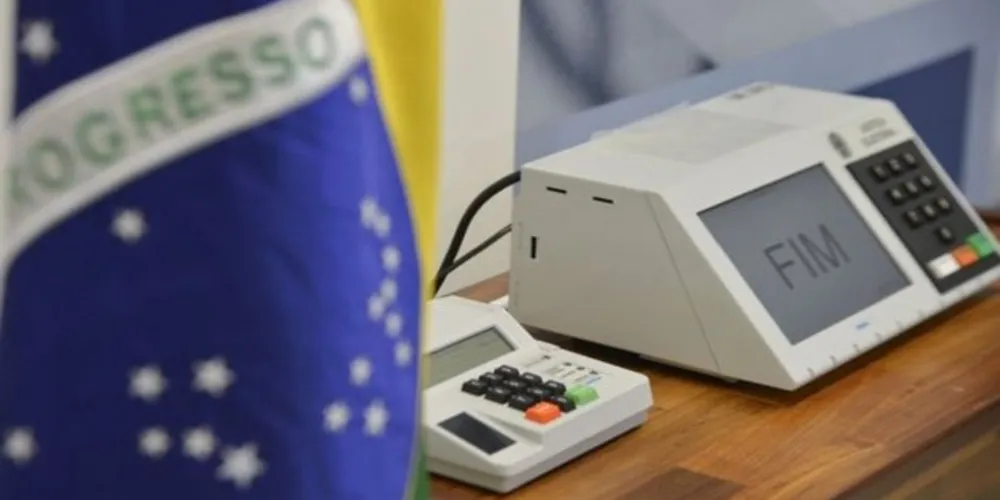 Imagem ilustrativa da imagem Senador quer acabar com o Fundo Eleitoral