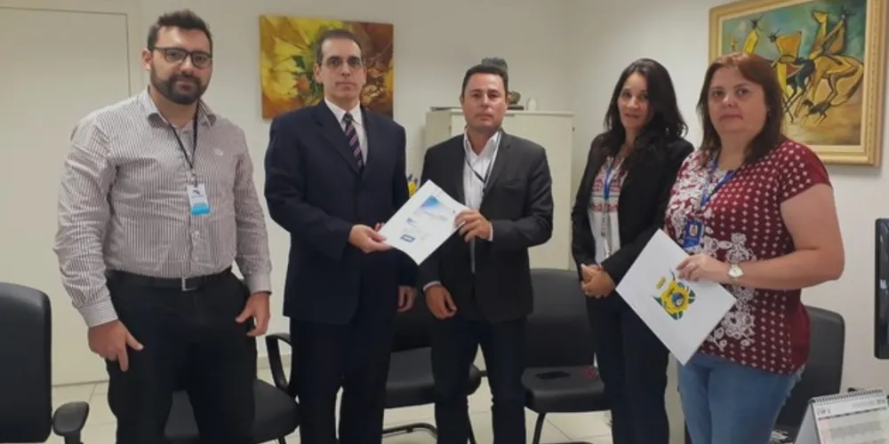 Objetivo foi reforçar o compromisso do município com o programa em implantação 