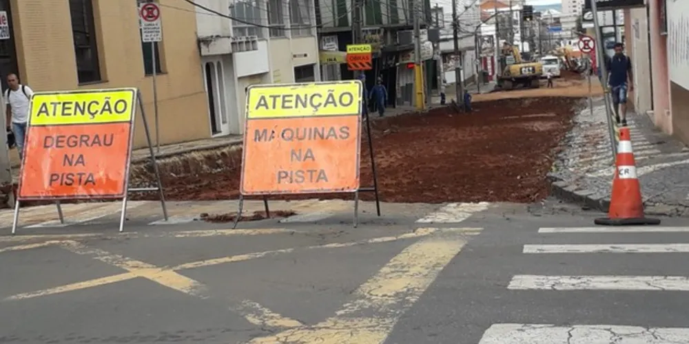 Imagem ilustrativa da imagem Obras na Rua do Rosário afetam trânsito no centro