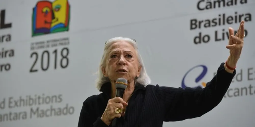Atriz passou mal enquanto gravava cenas da próxima novela das 21h 