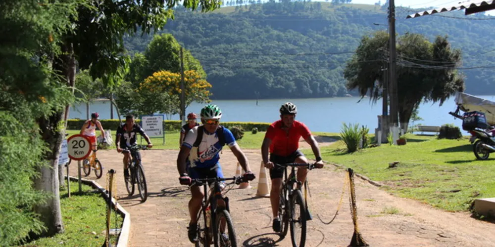 Evento acontece neste domingo com largada no Iate Clube Ponta Grossa, em Alagados