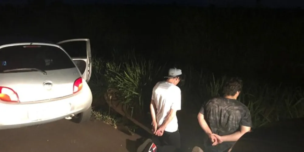 Homens foram presos em flagrante e conduzidos para a Delegacia de Polícia Federal em Guaíra 