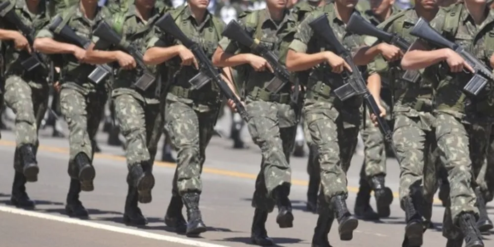 O Brasil continua auxiliando com ajuda humanitária na fronteira