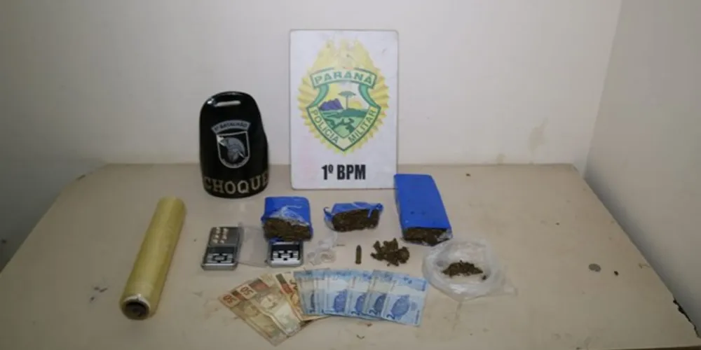 Imagem ilustrativa da imagem PM fecha ‘boca de fumo’ e prende mulher em Uvaranas