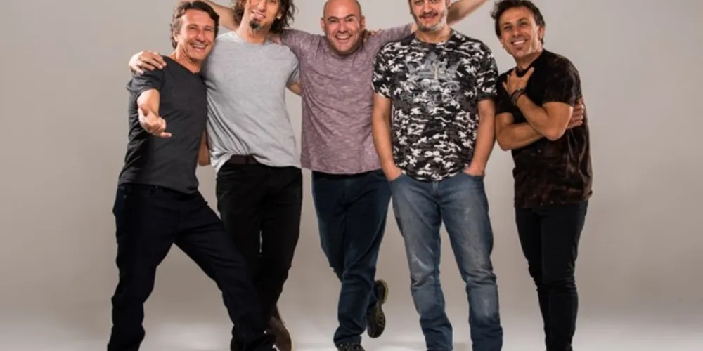 A banda é de Florianópolis e tem como sucesso a música  ‘Vagabundo Confesso’.