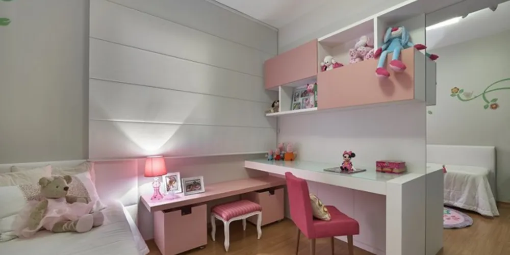Para estimular o desenvolvimento, Fernanda Andrade aplicou uma decoração lúdica