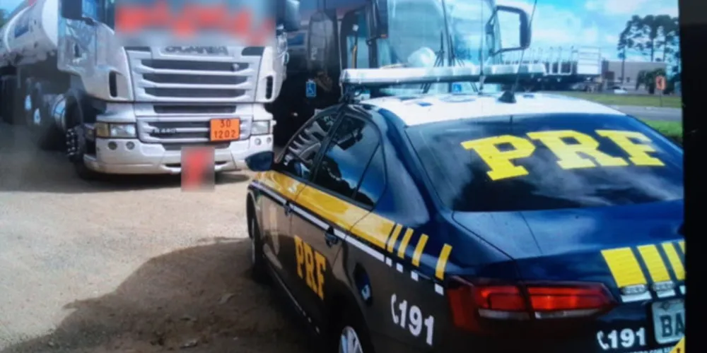 Veículo ficou retido na PRF