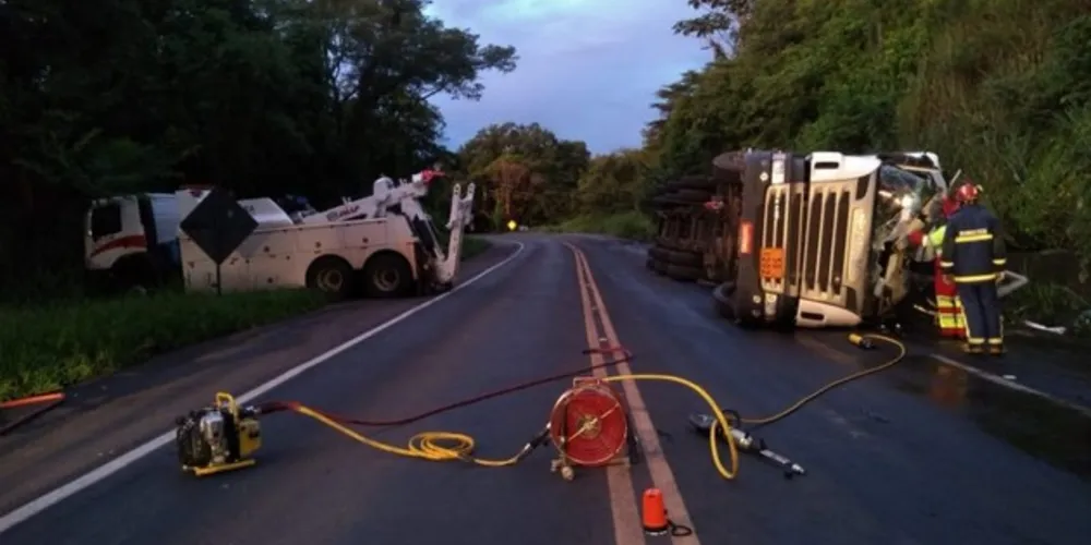 Corpo da vítima foi encaminhado ao Instituto Médico Legal (IML)