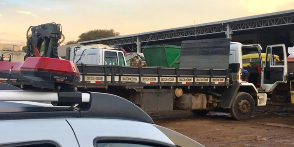 Veículo foi encontrado em pátio no Sabará na tarde deste sábado