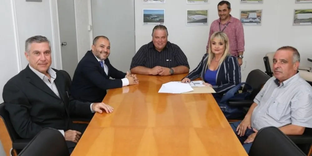 Encontro entre representantes da prefeitura e Receita Estadual aconteceu na quarta