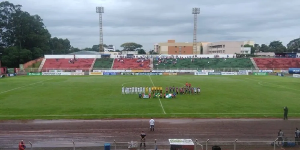 Fantasma pressionou no final e venceu com gol nos acréscimos