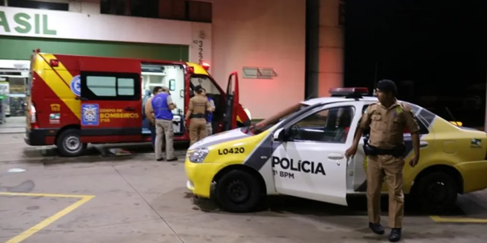 A vítima rejeitou atendimento hospitalar, mas relatou que iria representar contra os agressores