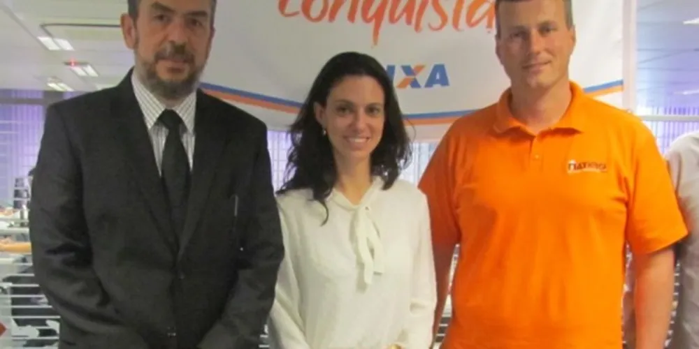 Camila atuava como gerente regional - pessoa física na Superintendência Regional Curitiba Oeste