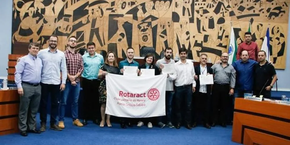 Imagem ilustrativa da imagem Câmara homenageia Clubes Rotaract de Ponta Grossa