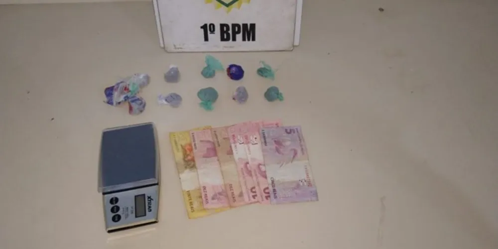 Suspeito alega que droga encontrada com ele seria para consumo próprio
