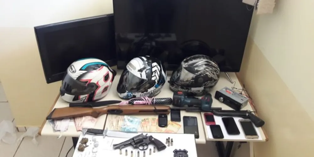 O objetivo da operação era atender denúncias de tráfico de drogas na cidade