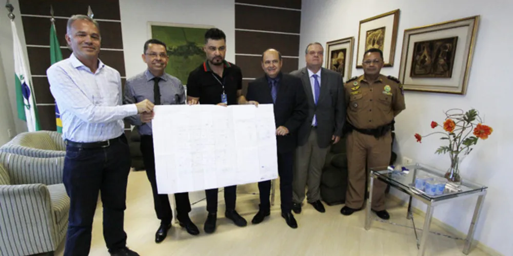 Projeto foi apresentado durante reunião nesta segunda-feira (25)