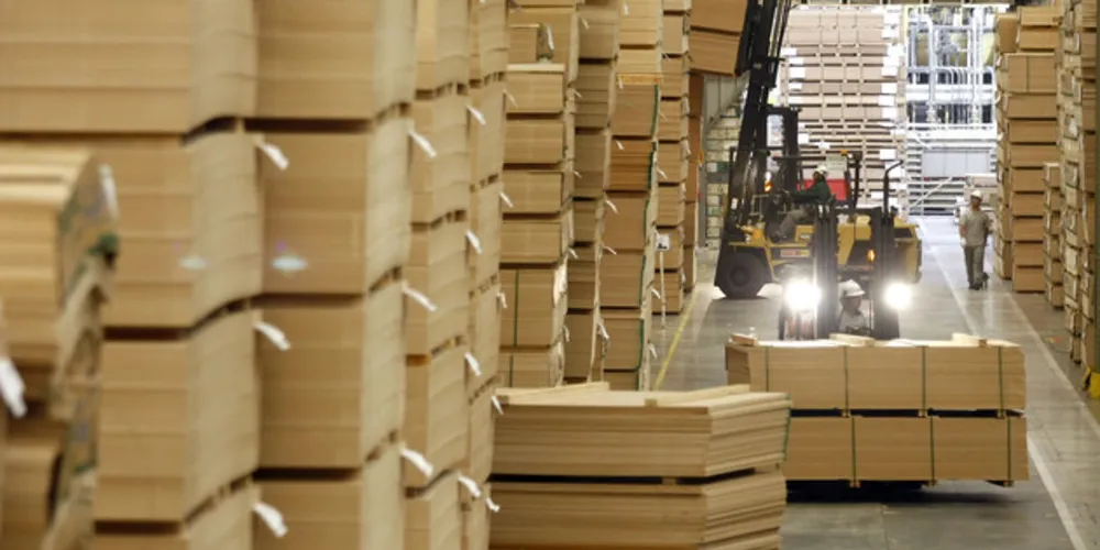 Indústria foi o segundo principal setor em geração de emprego em fevereiro