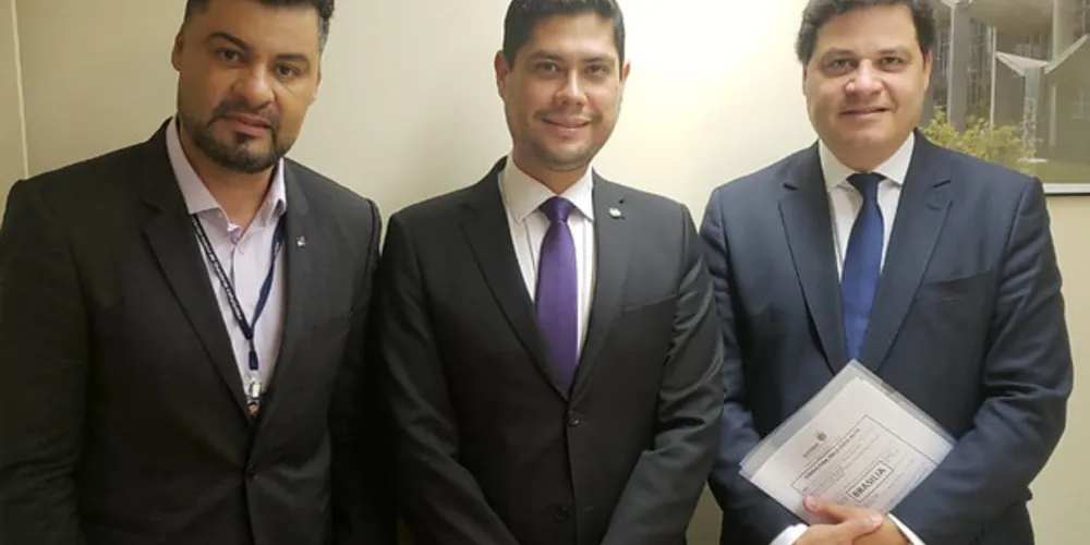 Recursos vêm de emenda parlamentar de Sandro Alex e serão usados para compra de viaturas