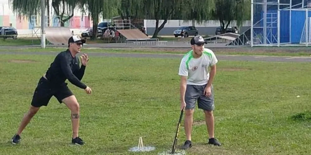 Reunir amigos, pais e filhos para praticar um esporte bastante conhecido nosanos 80 e 90 e que era praticado nas ruas. Este foi o objetivo do 1º Torneio de Bets.