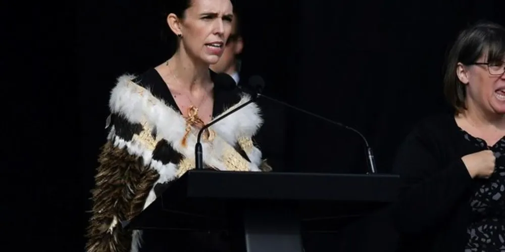 A primeira-ministra da Nova Zelândia, Jacinda Ardern, em cerimônia em homenagem às vítimas do ataque às mesquitas em Christchurch.