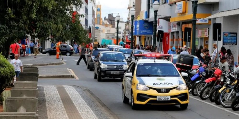 Operação envolveu aproximadamente 100 policiais militares e 34 viaturas