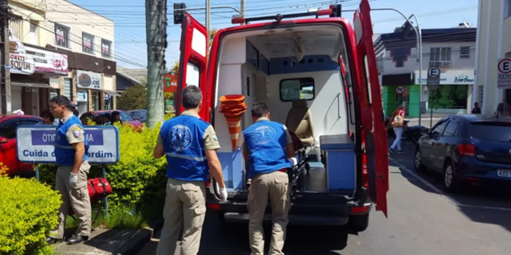 O motorista do veículo aguardou no local até a chegada das autoridades para os procedimentos cabíveis