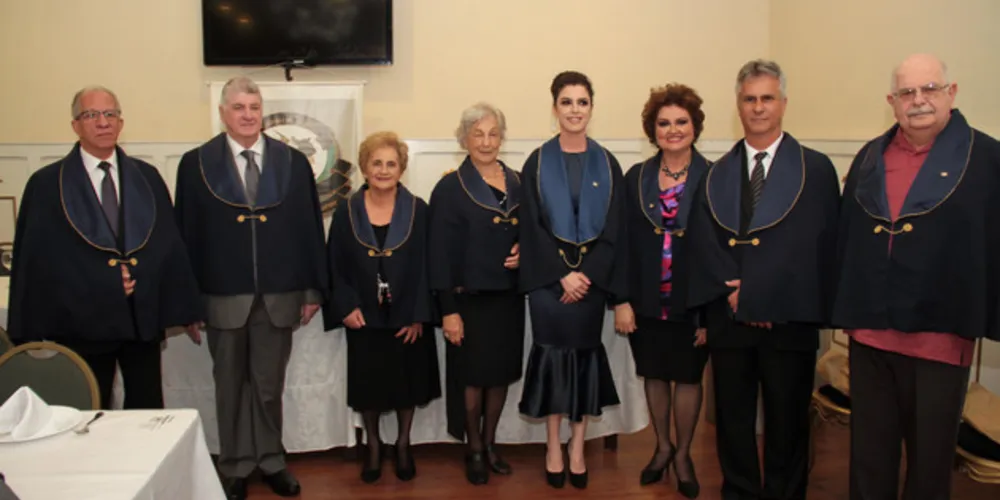 Luiz Fernando Cheres e Renata Regis Florisbelo