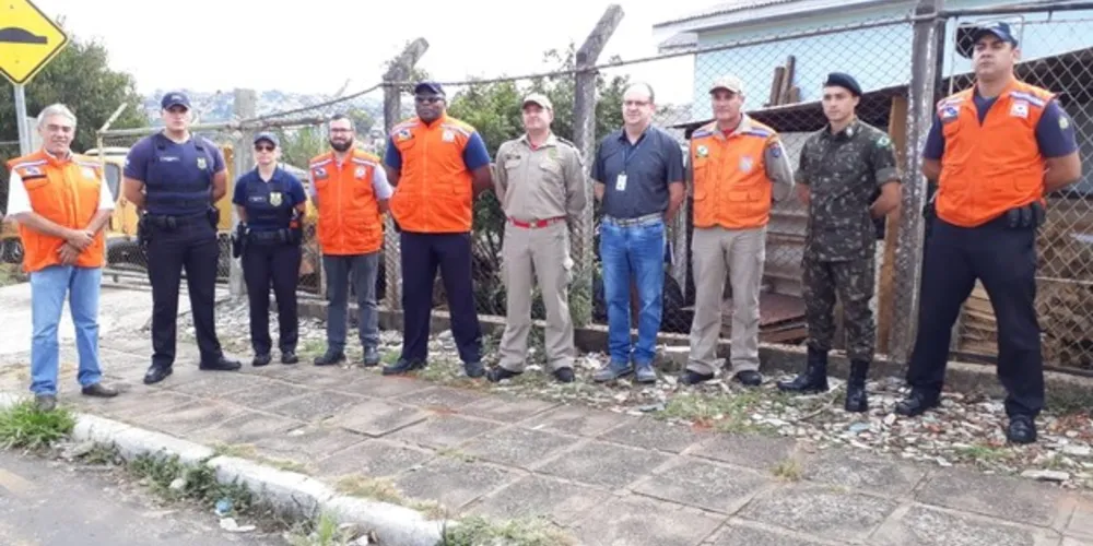 Imagem ilustrativa da imagem Prefeitura e Exército reforçam combate ao Aedes aegypti