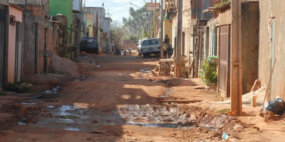 Imagem ilustrativa da imagem Crise empurra 7,4 milhões de brasileiros para pobreza