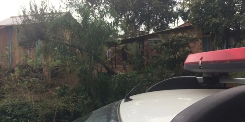 Bebê morreu enquanto dormia com os pais na cama