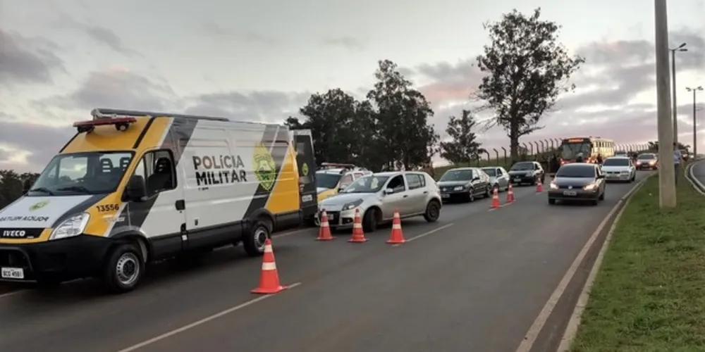 “Operação Presença” realizada em Ponta Grossa aborda 1053 pessoas. Quatro foram detidas