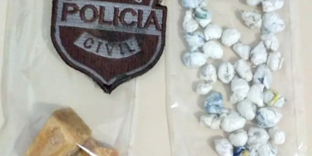 Autoridades encontraram cerca de 30g em pedras de crack em posse do suspeito