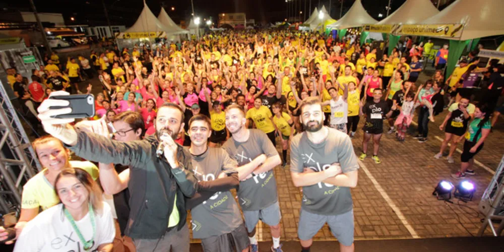 Quinta edição da tradicional corrida noturna aconteceu no último sábado com percurso de 5k e 10k