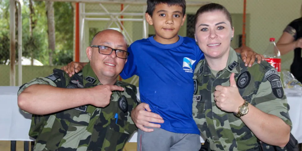O termo de compromisso foi assinado na Escola Municipal Eloy Avrechack, na comunidade de Cerrado Grande, em Itaiacoca
