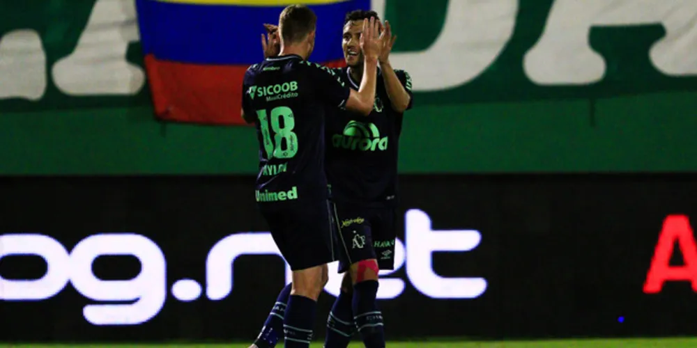 Gol da vitória foi marcado ainda na primeira etapa pelo time catarinense