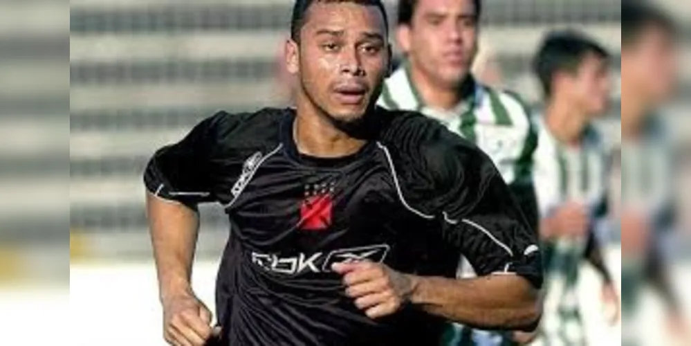Valdiram foi jogador do Vasco entre 2006 e 2007